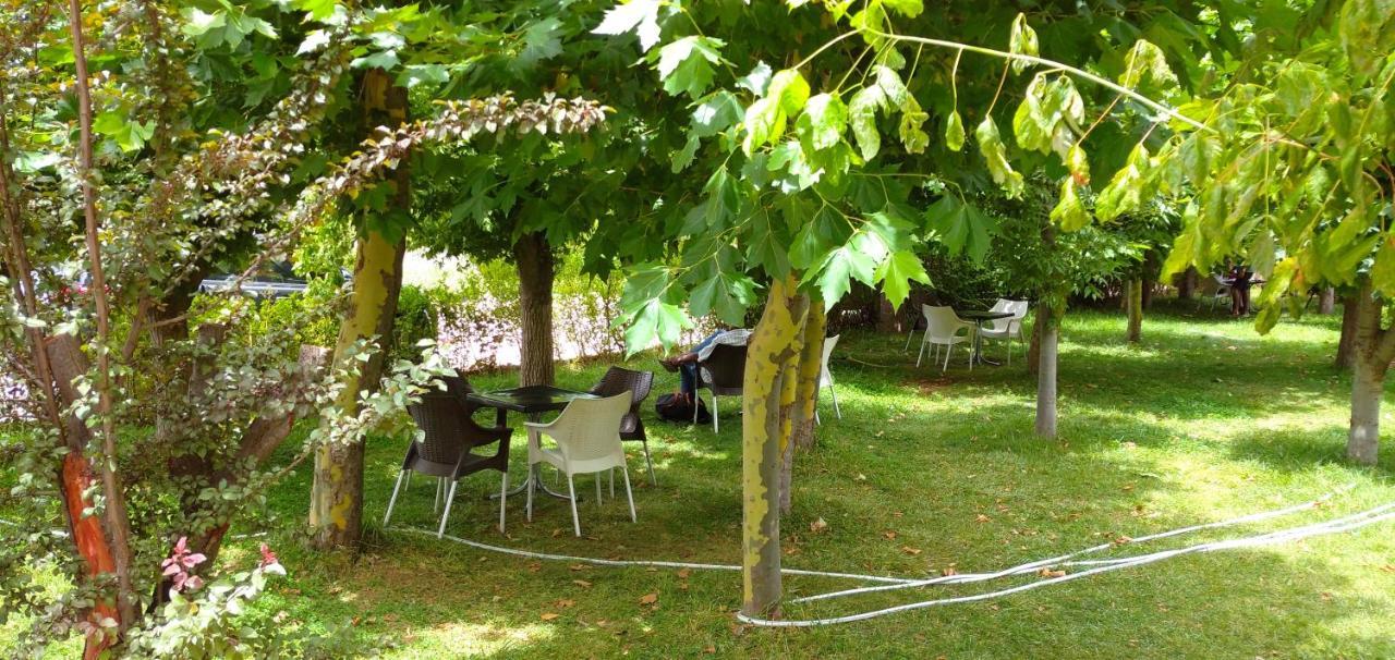 Hôtel Relais Ras El Maa Ifrane  Buitenkant foto
