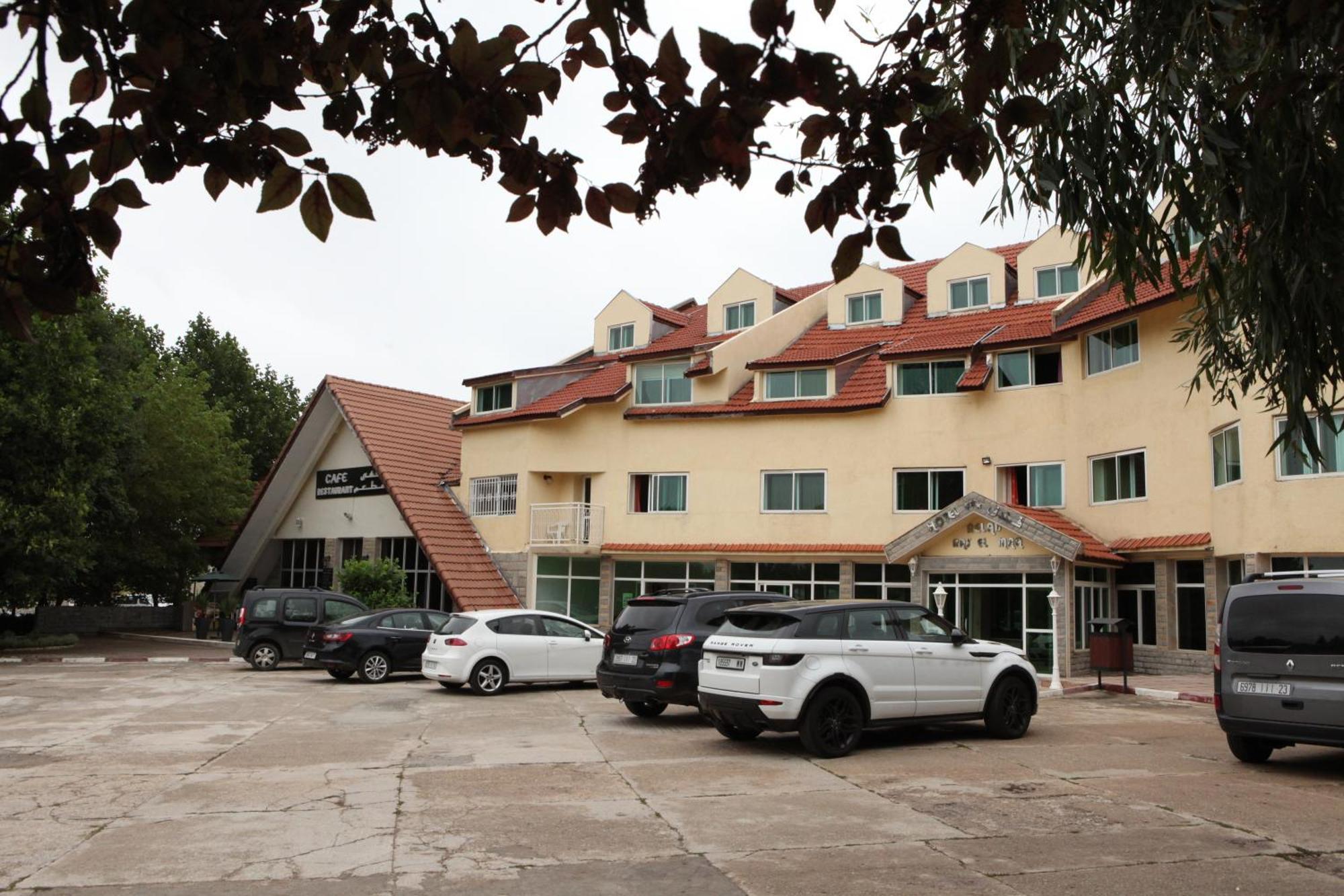 Hôtel Relais Ras El Maa Ifrane  Buitenkant foto